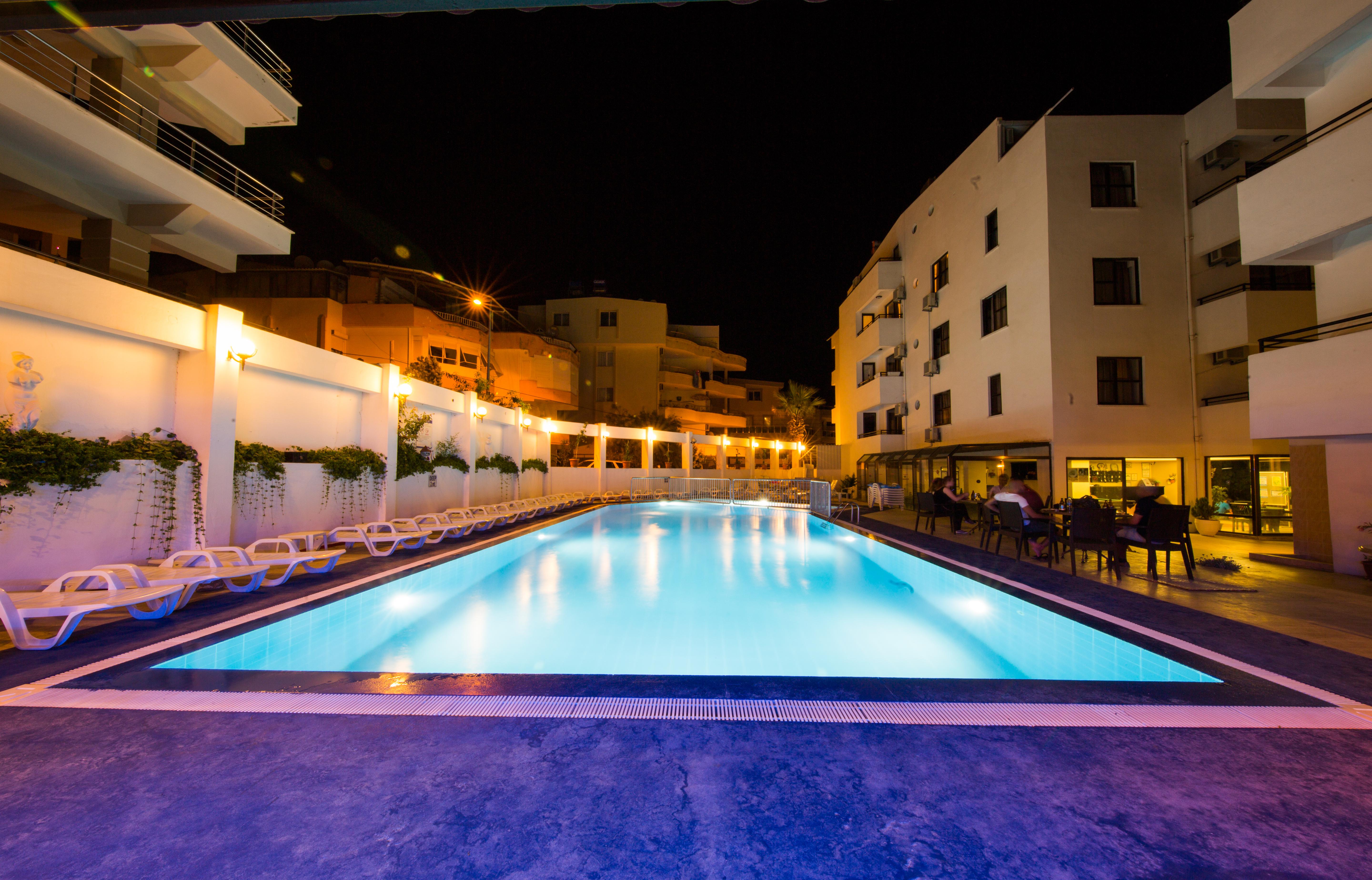 Tuntas Suites Altinkum Didim Exterior foto